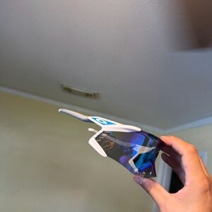 Oakley White Sport Sunglasses with Blue Mirrored Lens